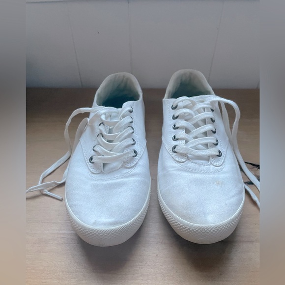 SeaVees Monterey Sneaker Original in Bleach (White) size 7.5 (Women’s US) - Picture 2 of 14
